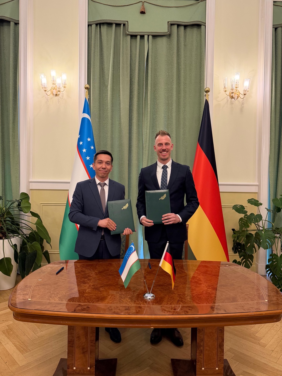 Offizieller Austausch mit Vertretern der usbekischen Regierung